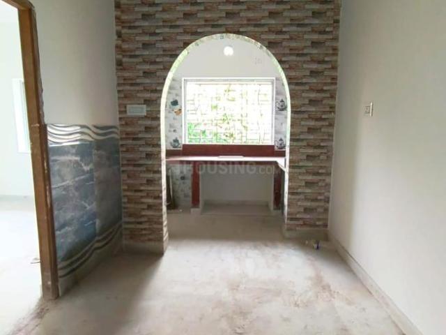 2 BHK Apartment in Behala for resale Kolkata. The reference number is 20784935