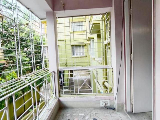 2 BHK Apartment in Behala for resale Kolkata. The reference number is 20707395