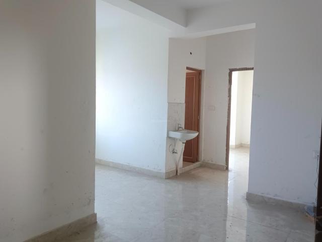 2 BHK Apartment in Behala for resale Kolkata. The reference number is 20949669
