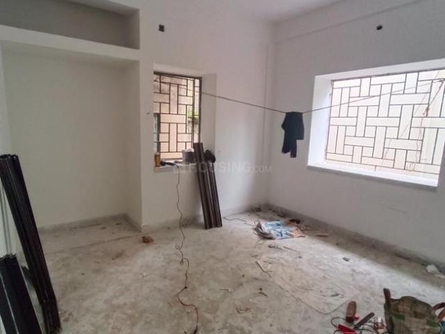 2 BHK Apartment in Behala for resale Kolkata. The reference number is 21087647