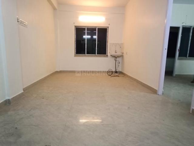 2 BHK Apartment in Behala for resale Kolkata. The reference number is 21087620