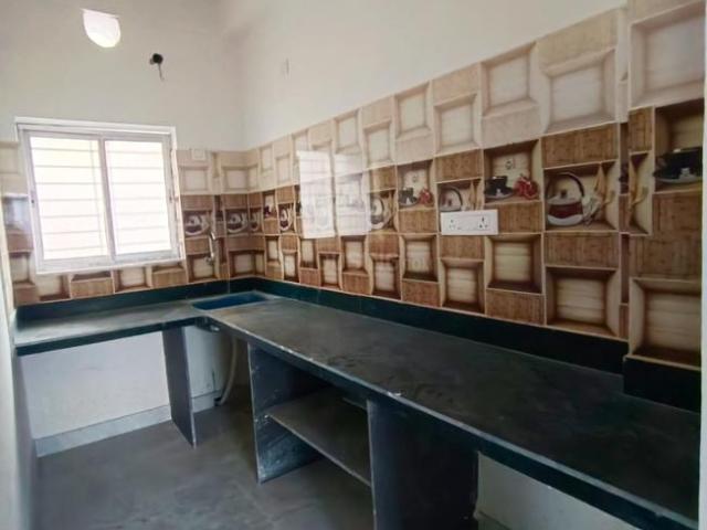 2 BHK Apartment in Behala for resale Kolkata. The reference number is 21253466