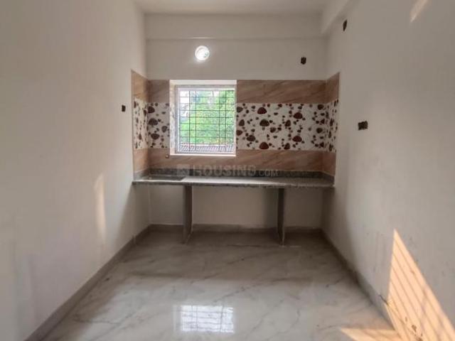 2 BHK Apartment in Behala for resale Kolkata. The reference number is 21261107
