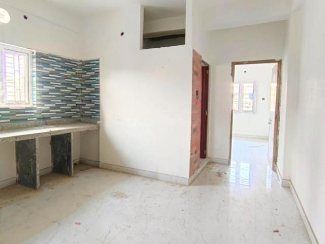 2 BHK Apartment in Behala for resale Kolkata. The reference number is 21261104