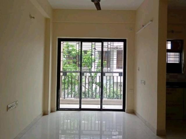 2 BHK Apartment in Behala for resale Kolkata. The reference number is 21296102