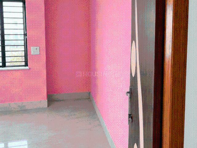 2 BHK Apartment in Behala for resale Kolkata. The reference number is 21296430