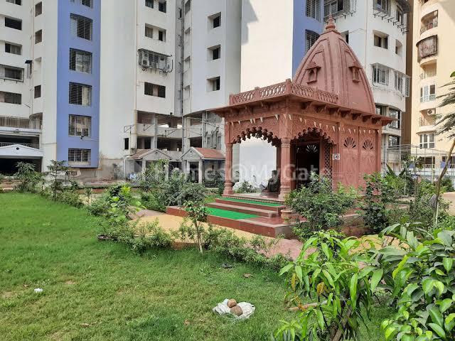 2 BHK Apartment in Belapur CBD for resale Navi Mumbai. The reference number is 21057395