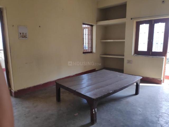 2 BHK Apartment in Beliaghata for rent Kolkata. The reference number is 18247346