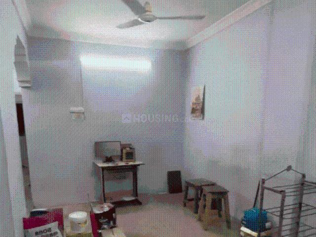 2 BHK Apartment in Beliaghata for rent Kolkata. The reference number is 18323749