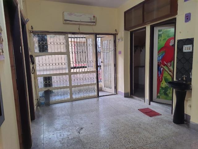 2 BHK Apartment in Beliaghata for rent Kolkata. The reference number is 18977709