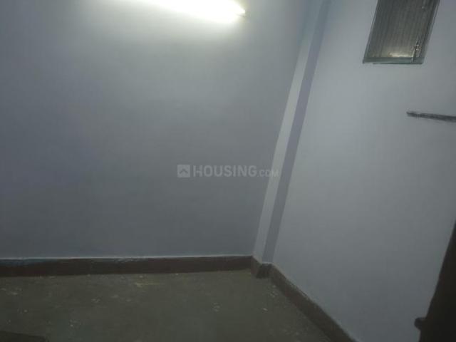 2 BHK Apartment in Beliaghata for rent Kolkata. The reference number is 19633737