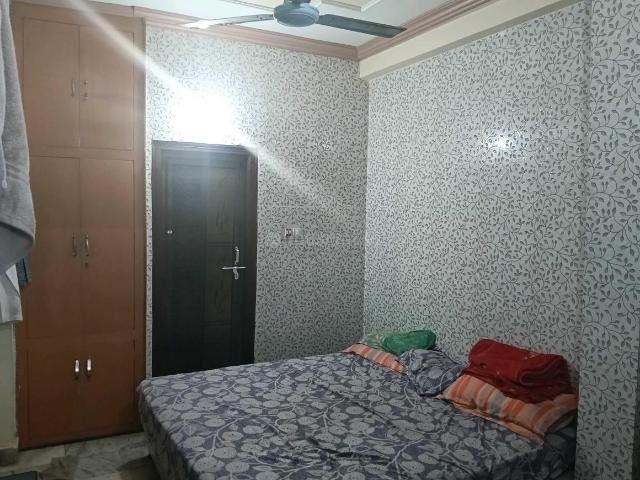 2 BHK Apartment in Beliaghata for rent Kolkata. The reference number is 21037843