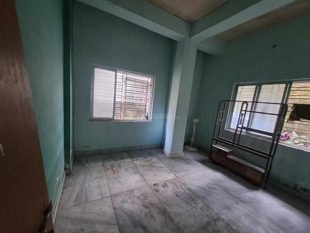 2 BHK Apartment in Beliaghata for rent Kolkata. The reference number is 21316793