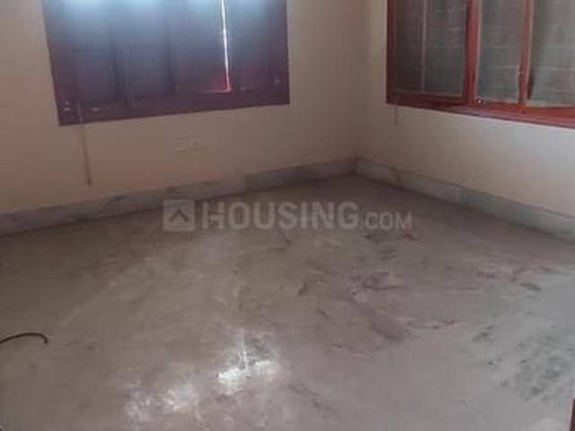 2 BHK Apartment in Beniapukur for rent Kolkata. The reference number is 19273804