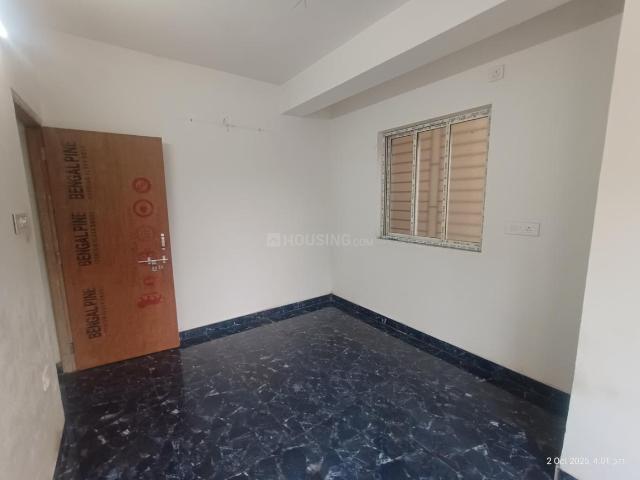 2 BHK Apartment in Beniapukur for rent Kolkata. The reference number is 21252781