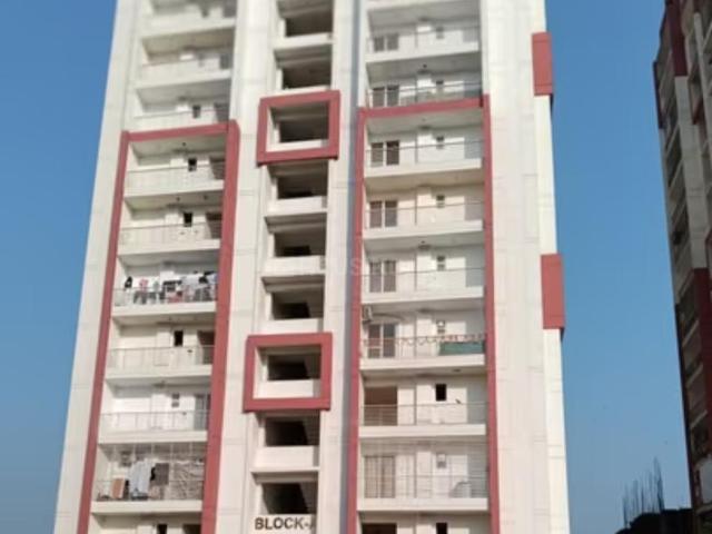 2 BHK Apartment in Bhullanpur for rent Varanasi. The reference number is 21161907
