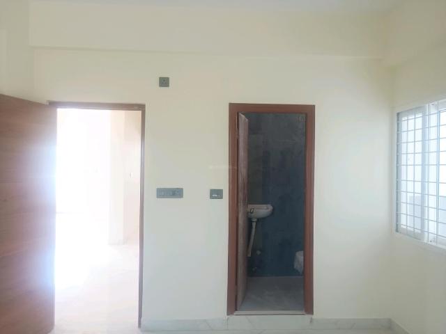 2 BHK Apartment in Bhadurpalle for resale Hyderabad. The reference number is 20130771