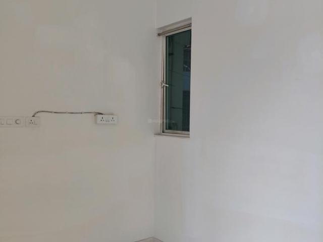 2 BHK Apartment in Bhandup West for resale Mumbai. The reference number is 19993098