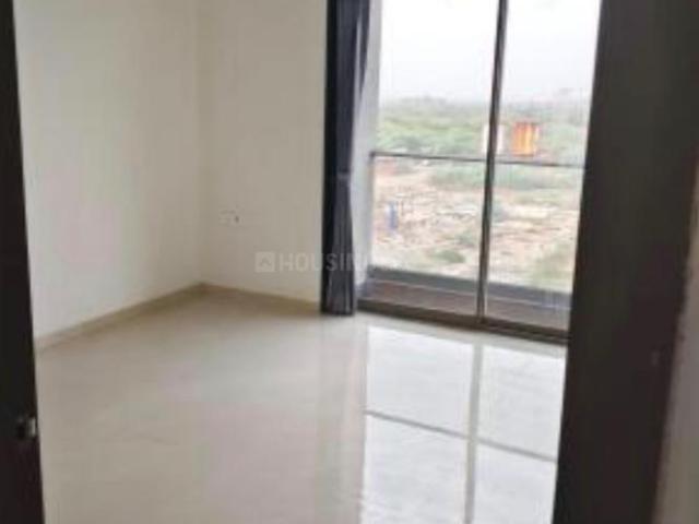2 BHK Apartment in Bhimrad for rent Surat. The reference number is 20803912