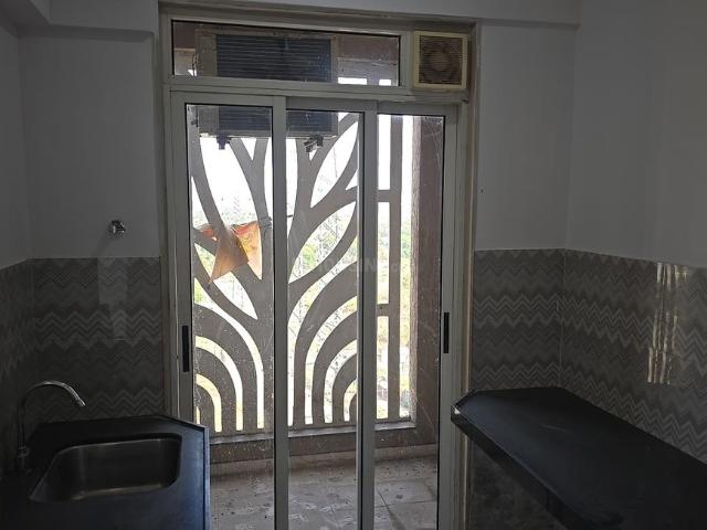 2 BHK Apartment in Bhiwandi for rent Thane. The reference number is 15513405