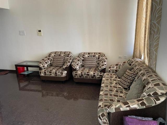 2 BHK Apartment in Bibwewadi for rent Pune. The reference number is 19752410