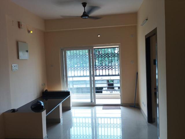 2 BHK Apartment in Bidhan Pally for rent Kolkata. The reference number is 20751113