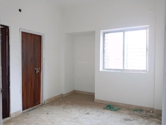 2 BHK Apartment in Bramhapur for resale Kolkata. The reference number is 20080598