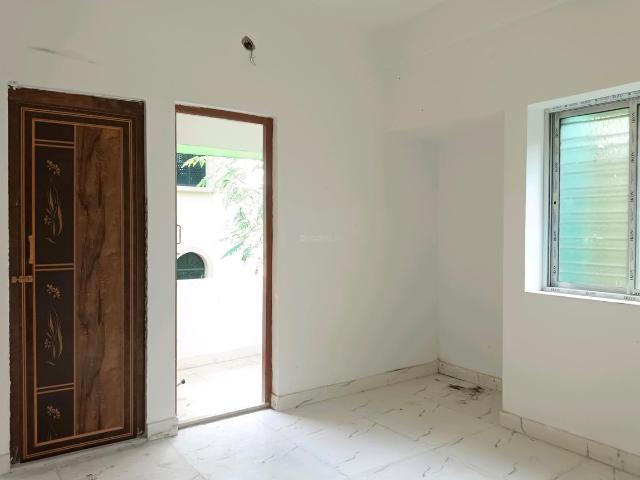2 BHK Apartment in Bramhapur for resale Kolkata. The reference number is 21211055