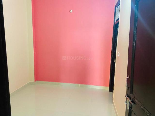 2 BHK Apartment in Burari for rent New Delhi. The reference number is 20306148