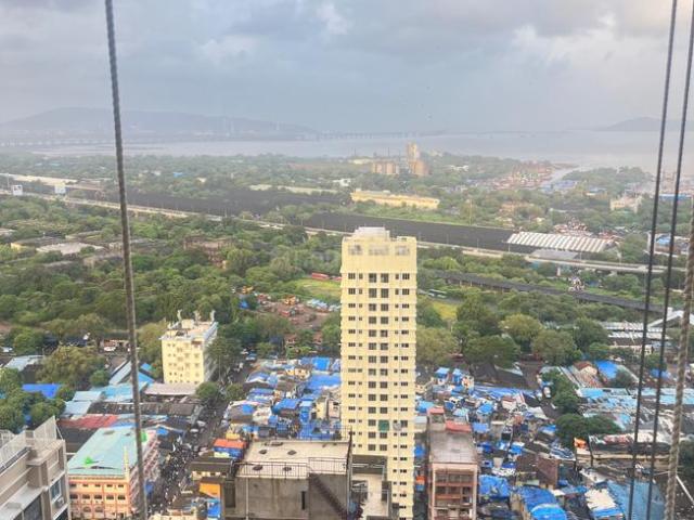 2 BHK Apartment in Byculla for rent Mumbai. The reference number is 21007594