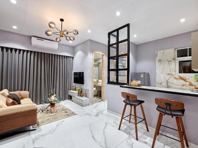 2 BHK Apartment in Byculla for resale Mumbai. The reference number is 18736607