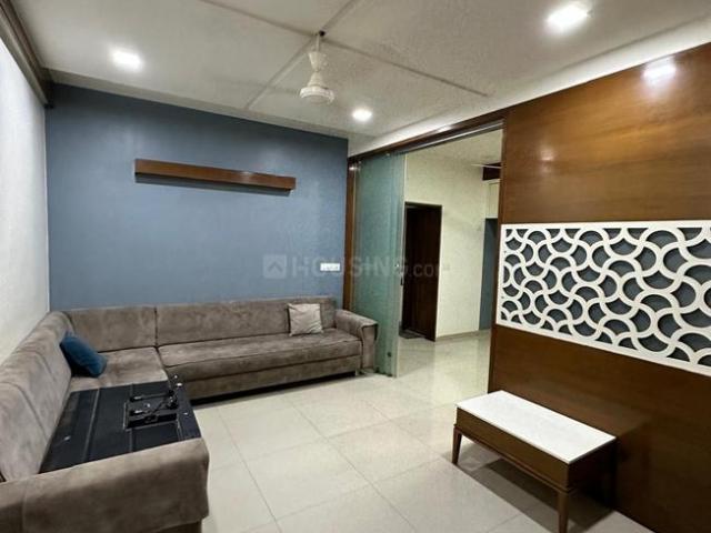 2 BHK Apartment in Gota for rent Ahmedabad. The reference number is 18484731