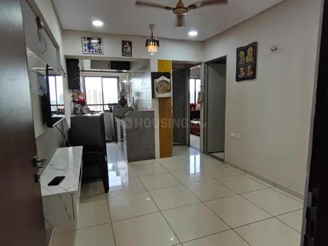 2 BHK Apartment in Gota for rent Ahmedabad. The reference number is 20889658