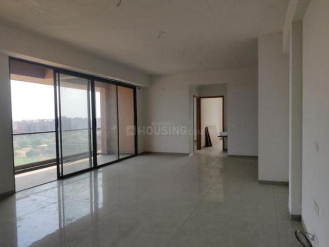 2 BHK Apartment in Gota for rent Ahmedabad. The reference number is 20937552