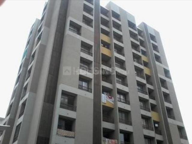2 BHK Apartment in Gota for rent Ahmedabad. The reference number is 20989567