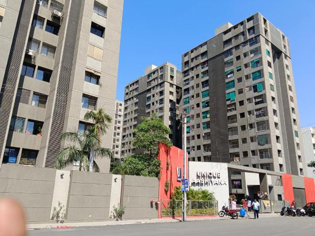 2 BHK Apartment in Gota for rent Ahmedabad. The reference number is 20267276