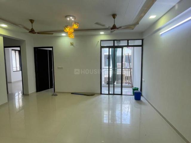 2 BHK Apartment in Gota for rent Ahmedabad. The reference number is 21037547