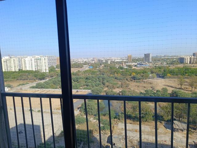 2 BHK Apartment in Gota for rent Ahmedabad. The reference number is 21078120