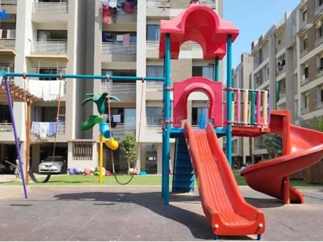 2 BHK Apartment in Gota for rent Ahmedabad. The reference number is 21123856