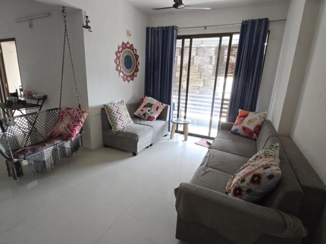 2 BHK Apartment in Gota for rent Ahmedabad. The reference number is 21135316