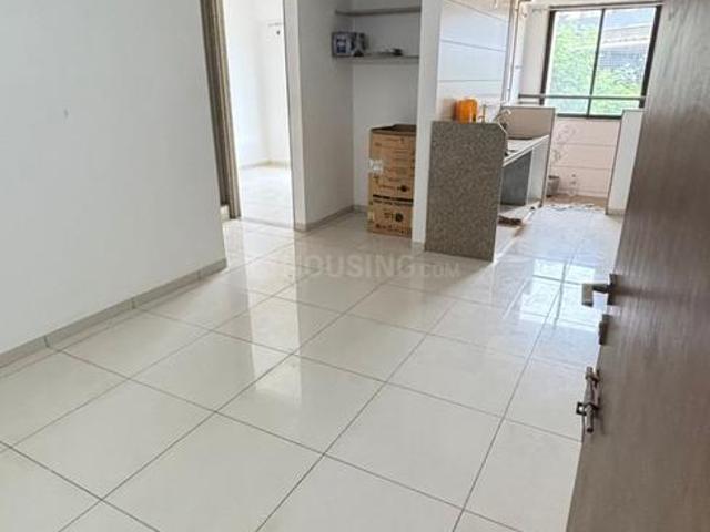 2 BHK Apartment in Gota for rent Ahmedabad. The reference number is 21319637