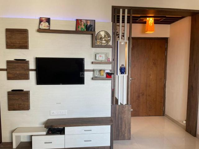 2 BHK Apartment in Gota for rent Ahmedabad. The reference number is 9935328