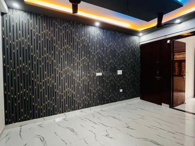 2 BHK Apartment in Govindpuram for resale Ghaziabad. The reference number is 21063722
