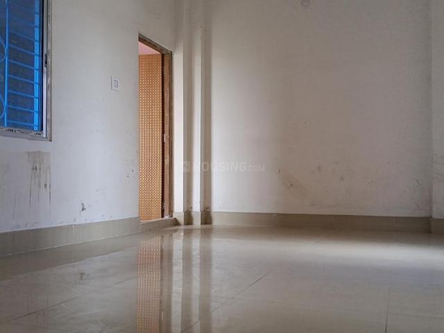 2 BHK Apartment in Gobra for resale Kolkata. The reference number is 21254353