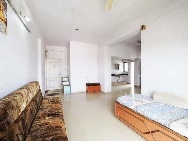 2 BHK Apartment in Godhavi for resale Ahmedabad. The reference number is 21172049