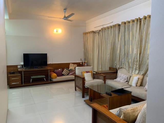 2 BHK Apartment in Gokhalenagar for rent Pune. The reference number is 10654451