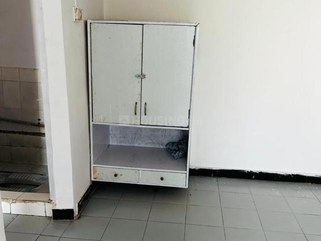2 BHK Apartment in Gokhalenagar for rent Pune. The reference number is 14079239