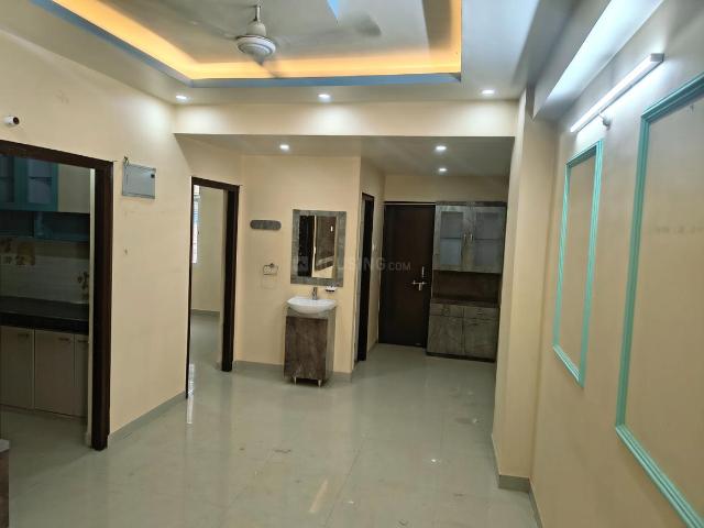 2 BHK Apartment in Gola Road for rent Patna. The reference number is 20999221