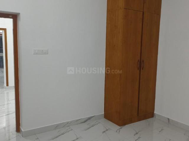 2 BHK Apartment in Golf Green for rent Kolkata. The reference number is 12322020
