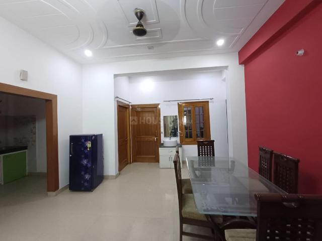 2 BHK Apartment in Gomti Nagar for rent Lucknow. The reference number is 21344016